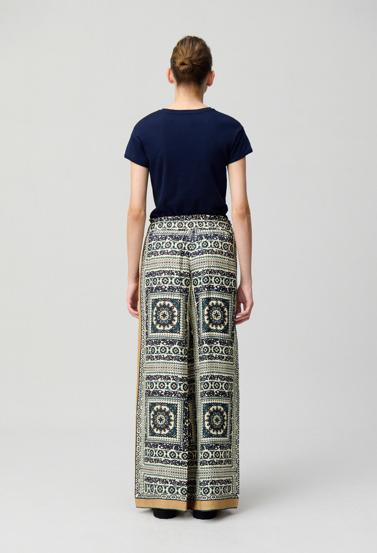 Pantalon large fluide imprim&eacute;