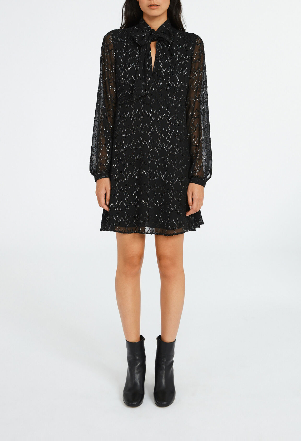 Robe courte à motifs étoiles