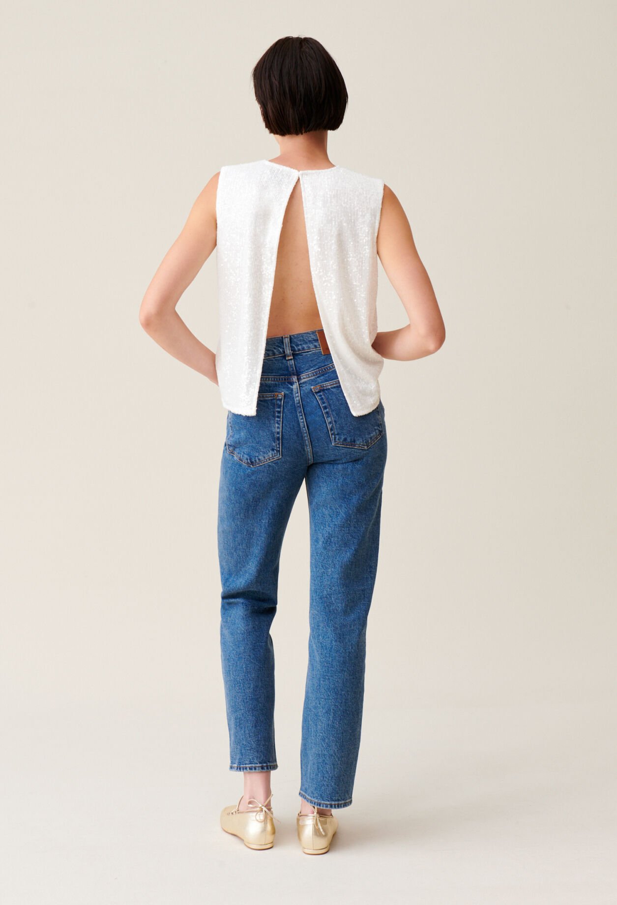 Top sans manches sequins écru