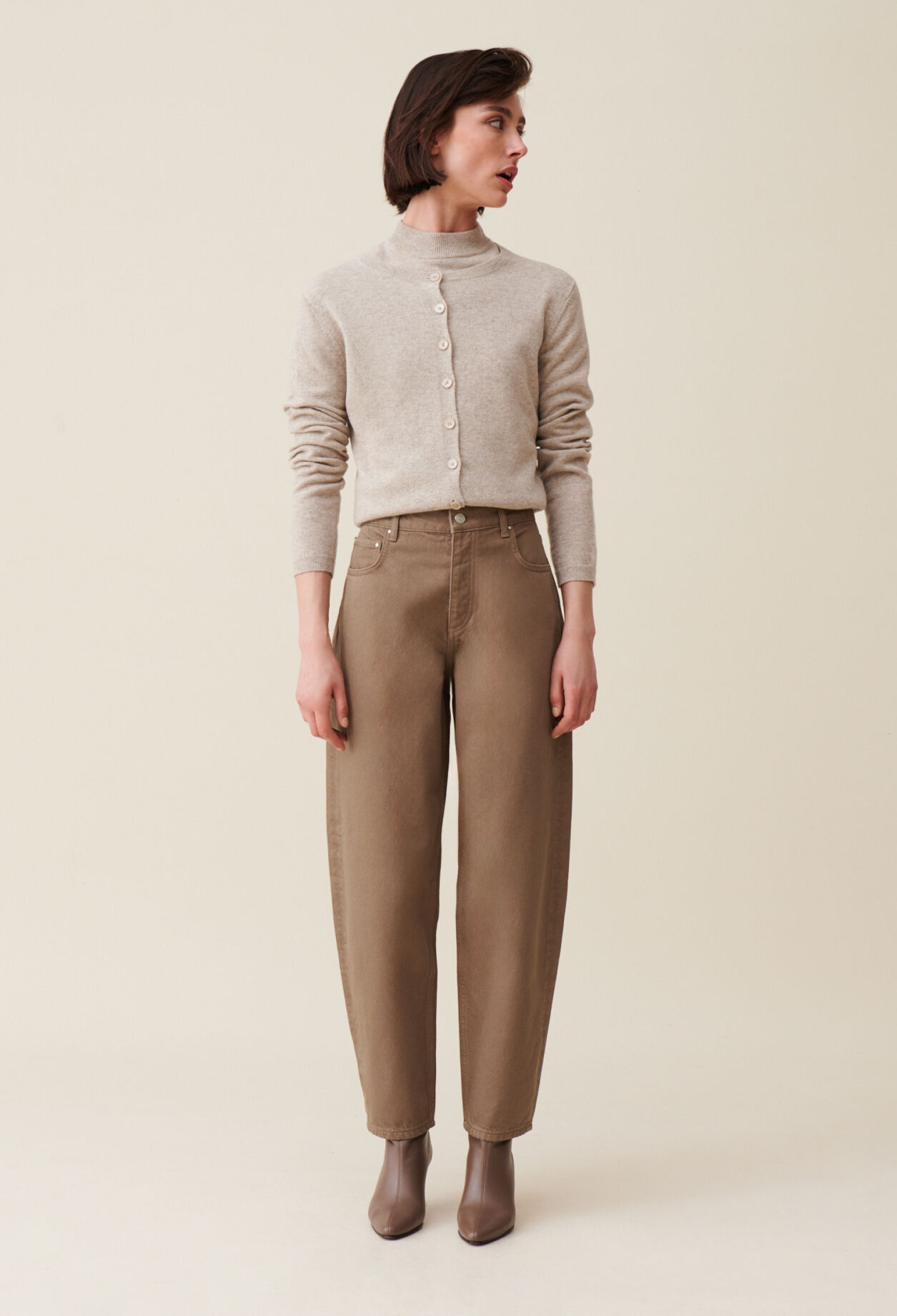Jean Luc mom taupe