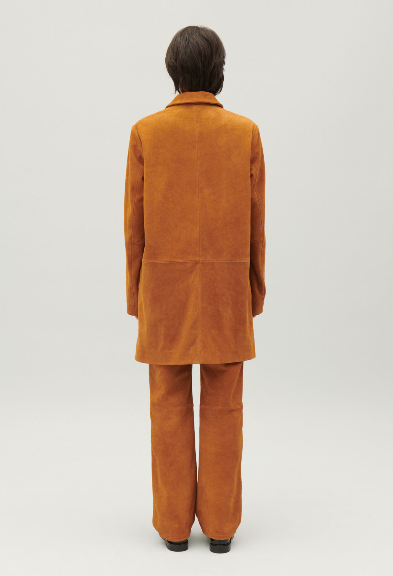 Manteau droit cuir suede beige foncé