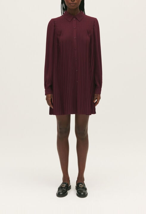 Robe courte plissée