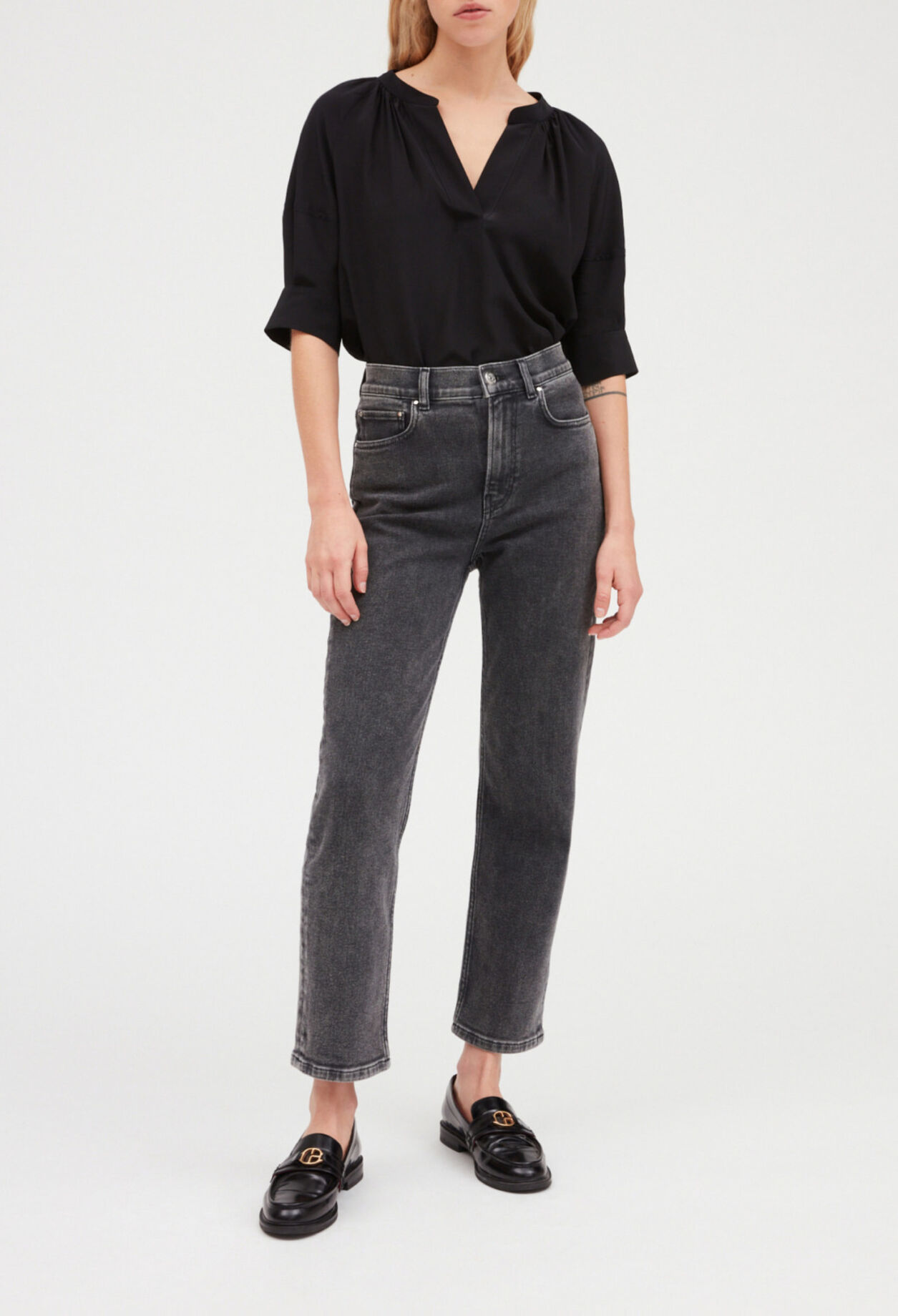 Blouse noire manches courtes soie