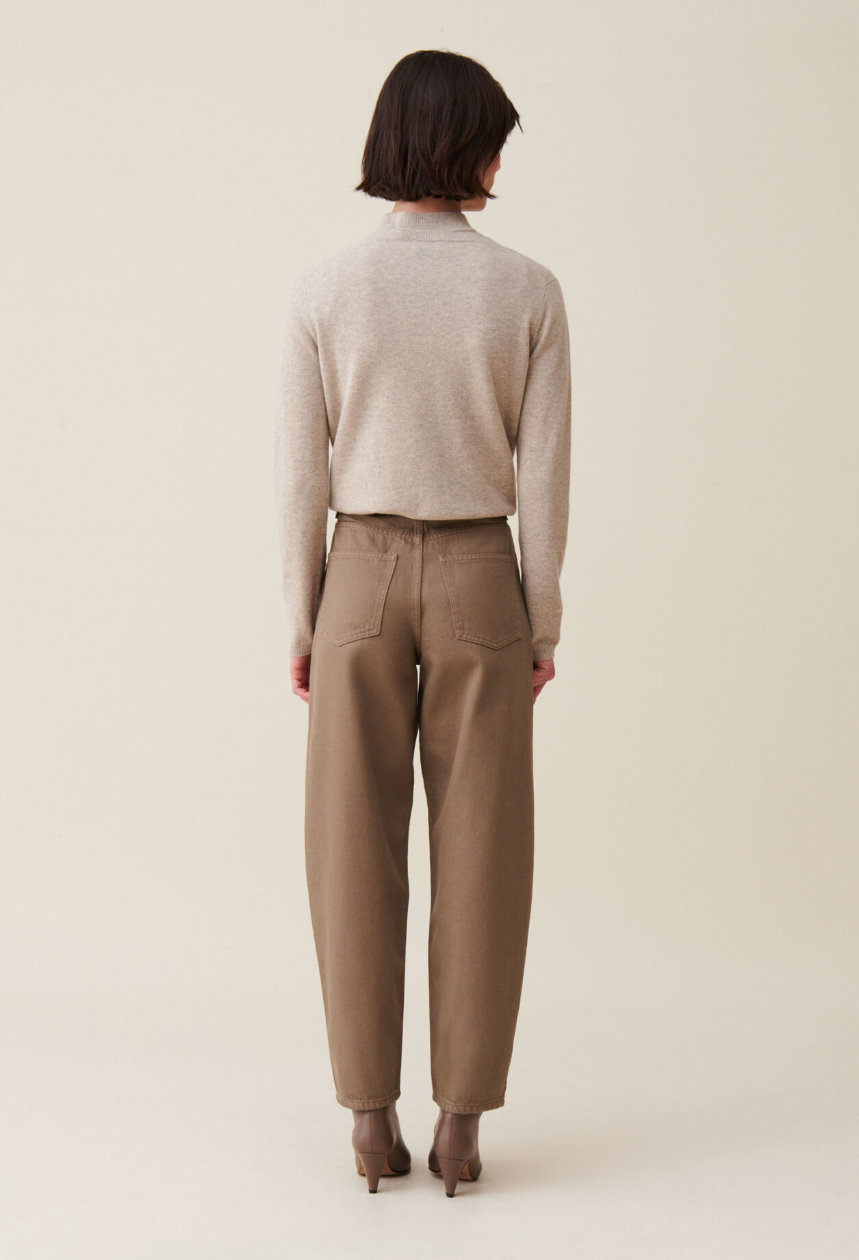 Jean Luc mom taupe