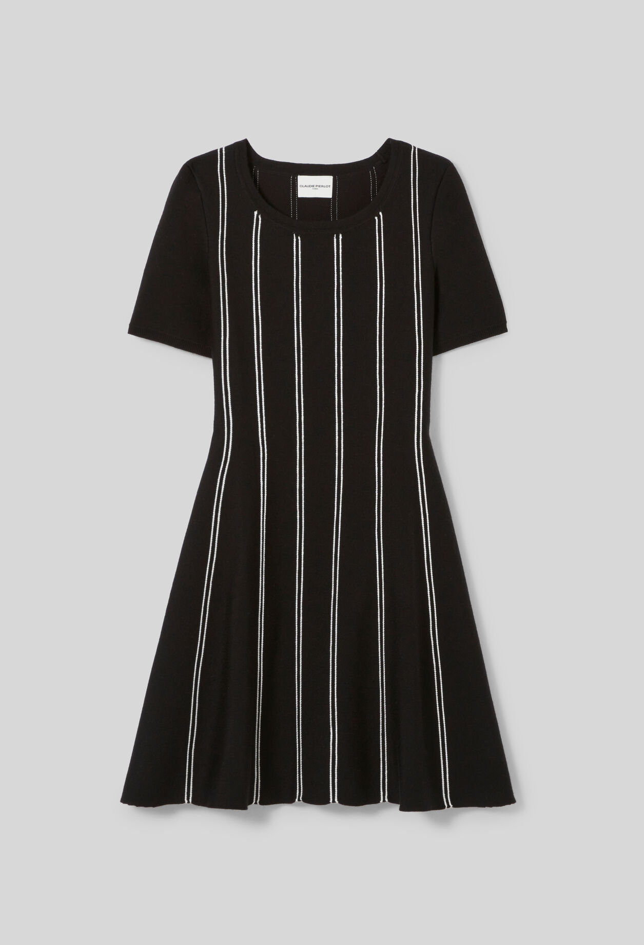 Robe maille courte patineuse