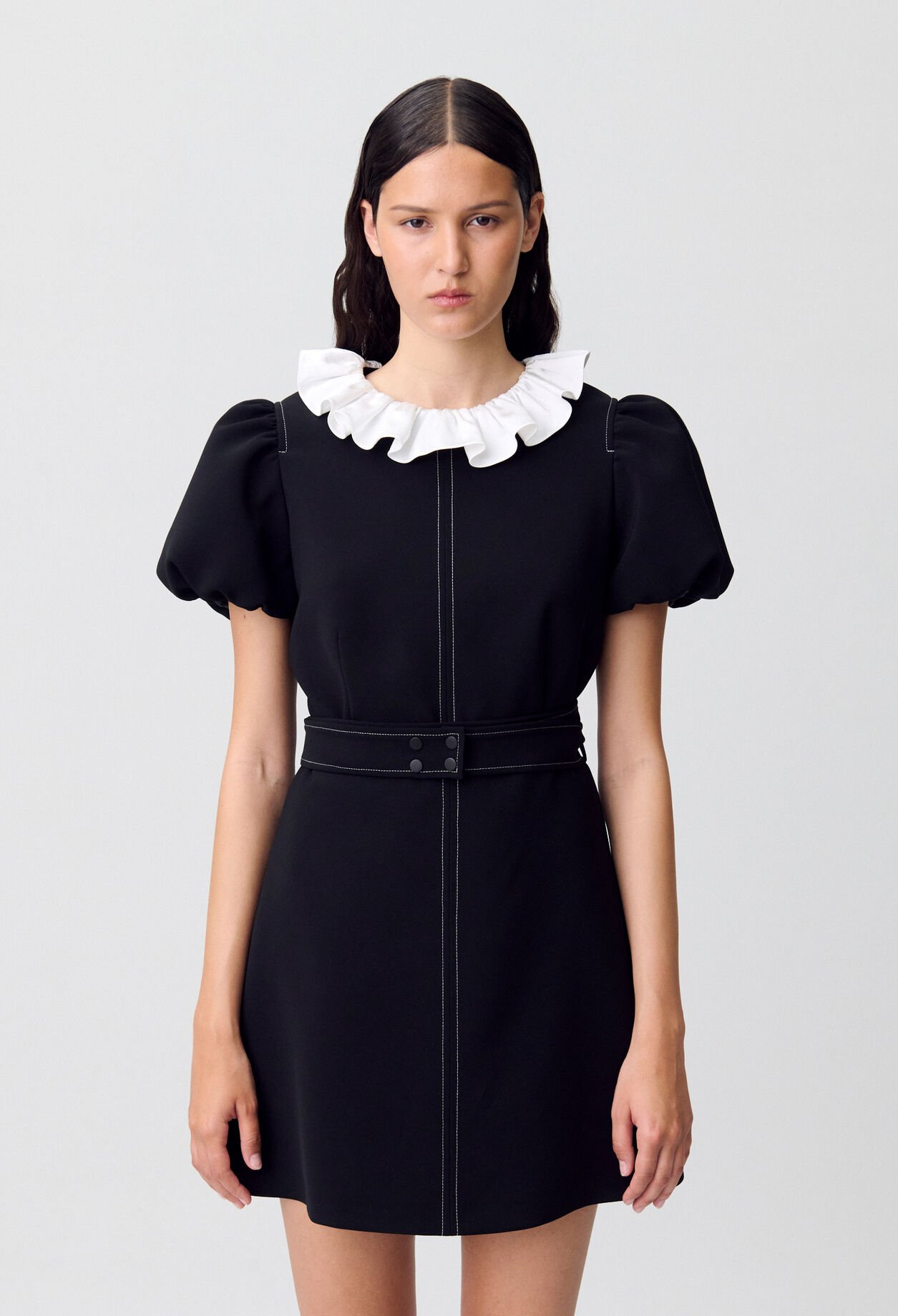 Robe courte col