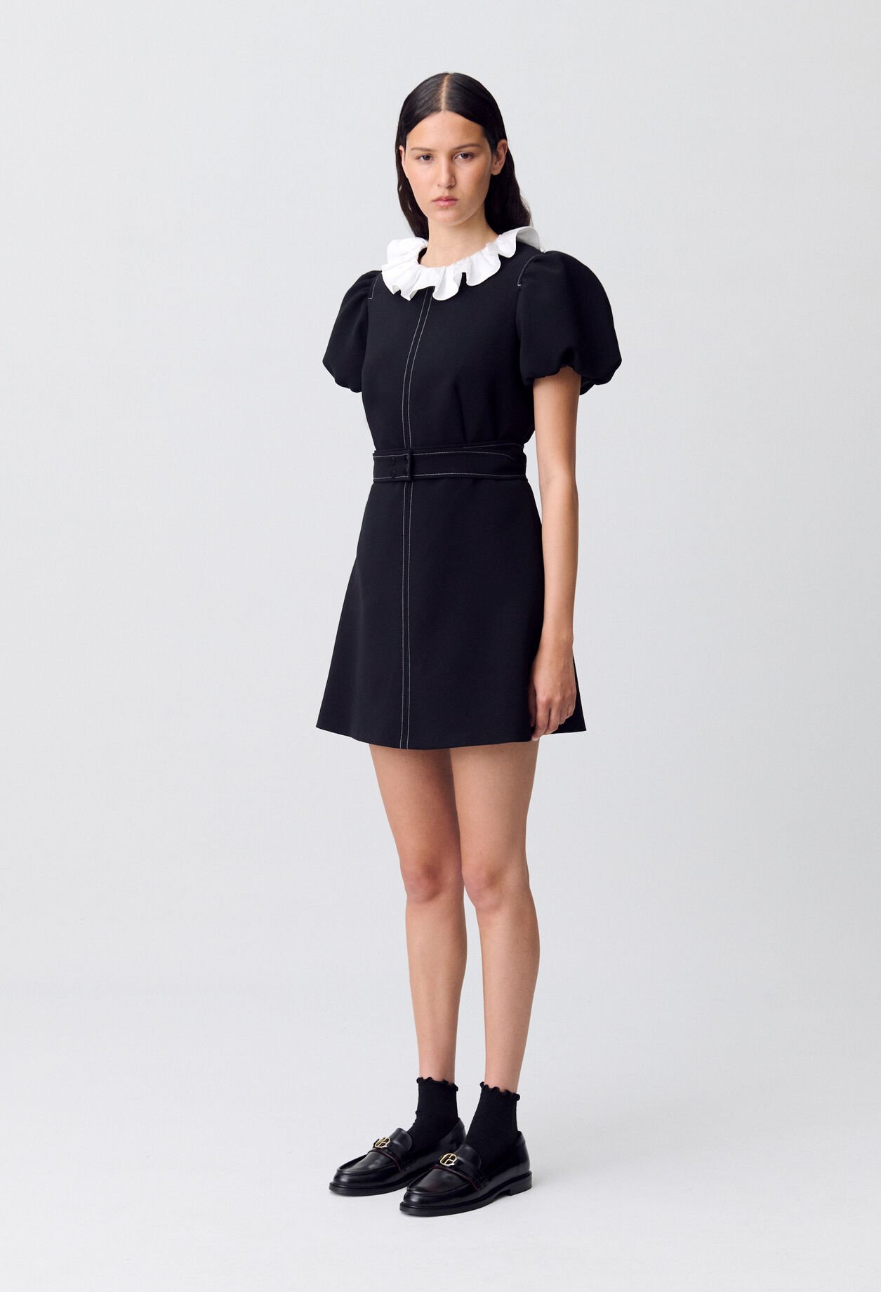 Robe courte col