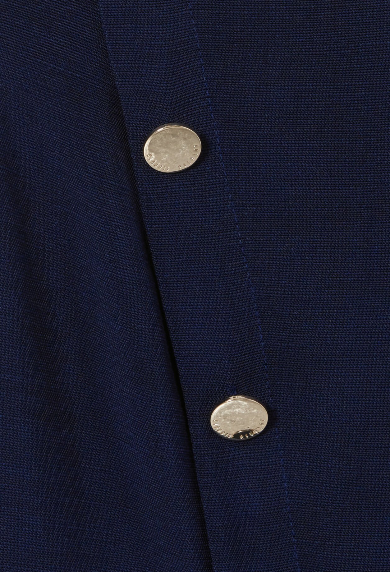 Robe courte ajustée