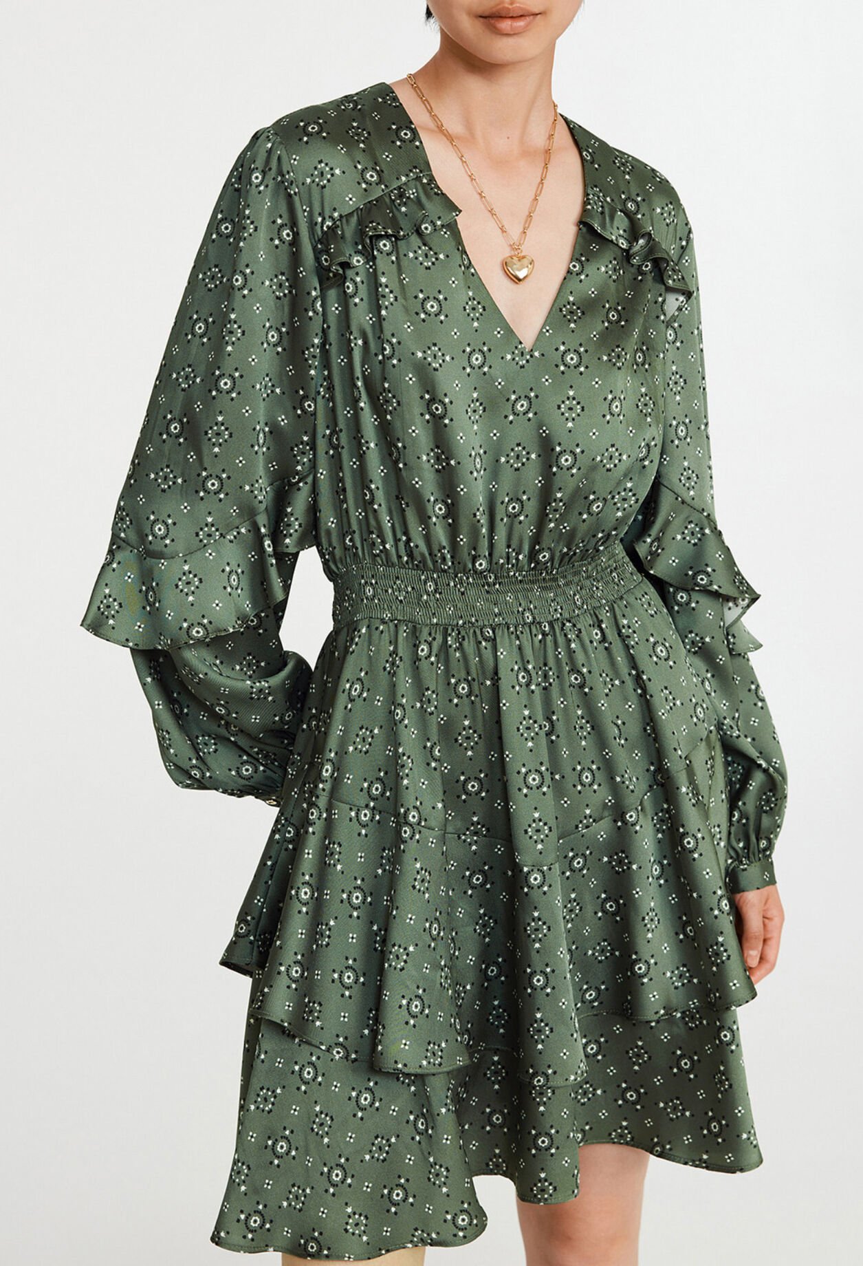 Robe courte à motif géométrique smocké