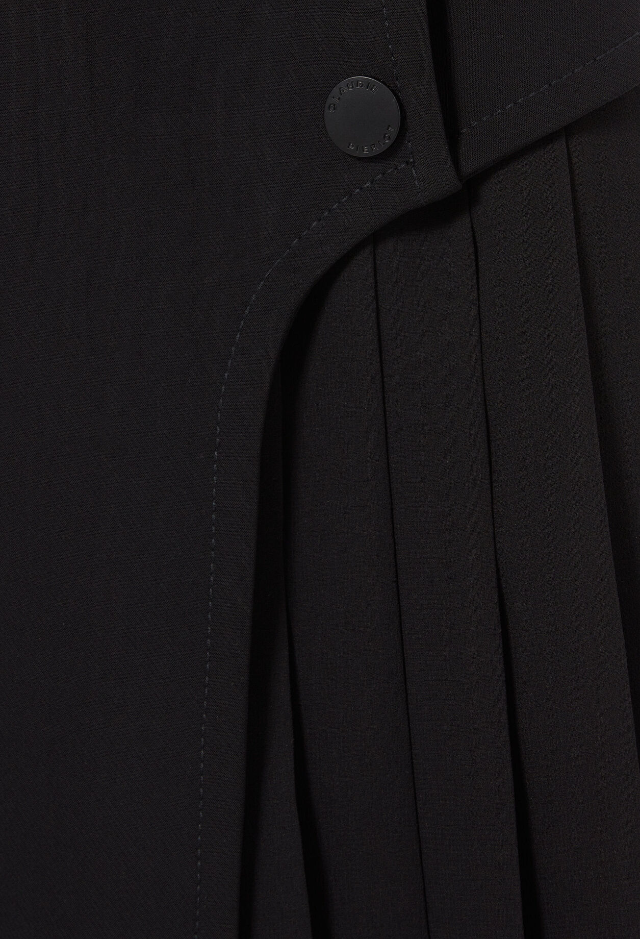 Robe courte plissée
