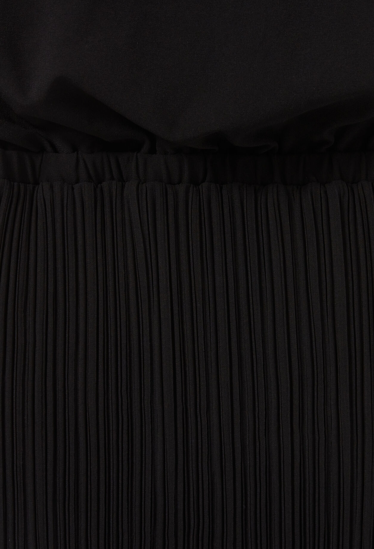 Robe 7 8ème col rond élastiquée