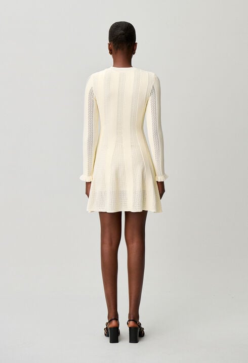 Robe courte maille patineuse