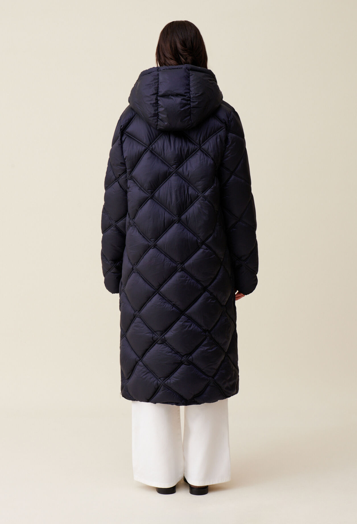 Doudoune longue capuche matelassée