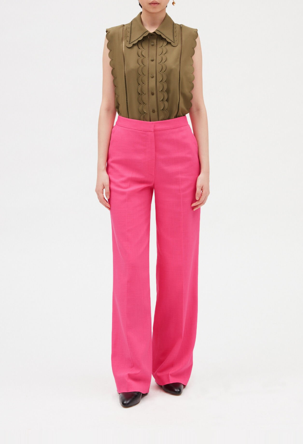 Chemise festonnée sans manches