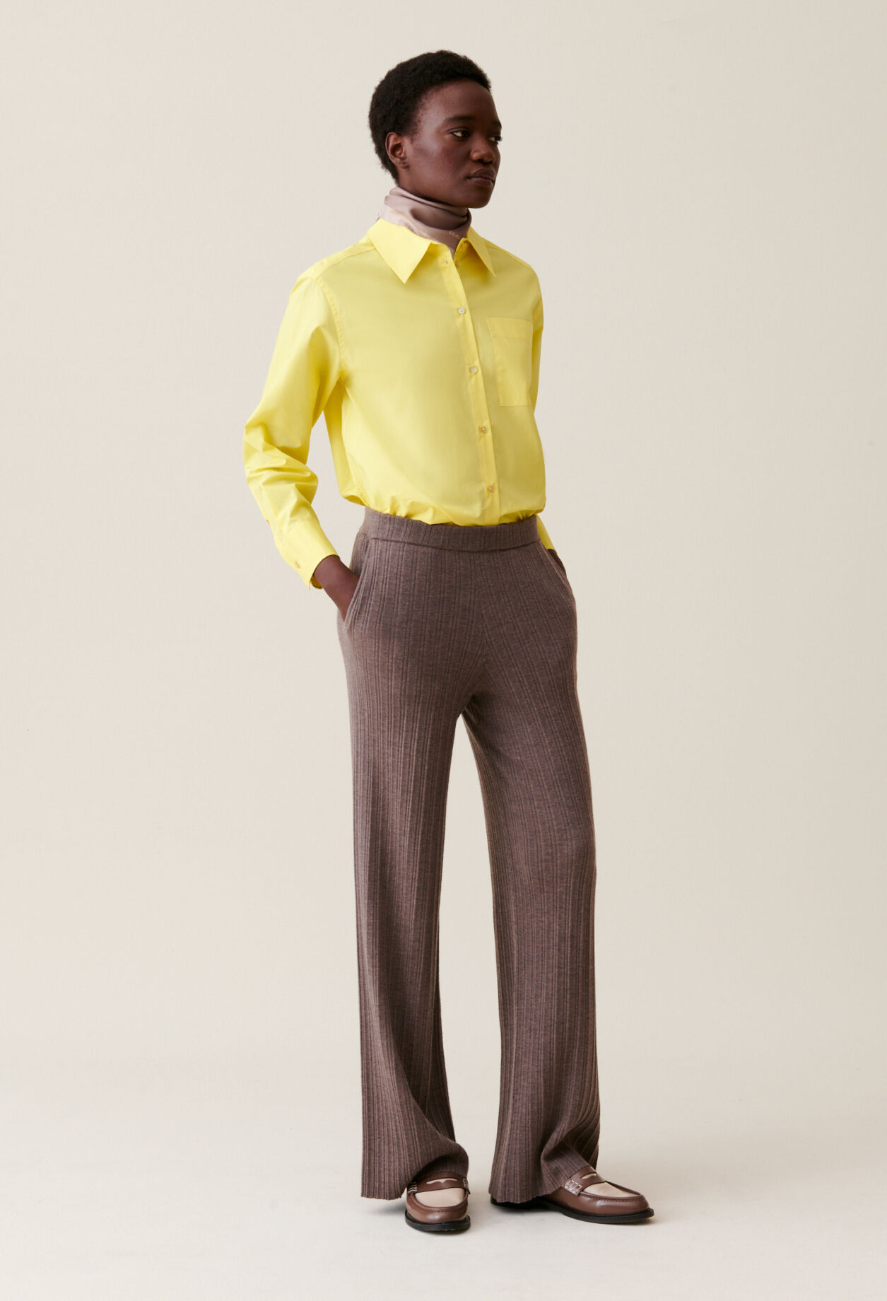 Pantalon maille évasé