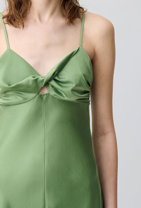 Robe longue satinée
