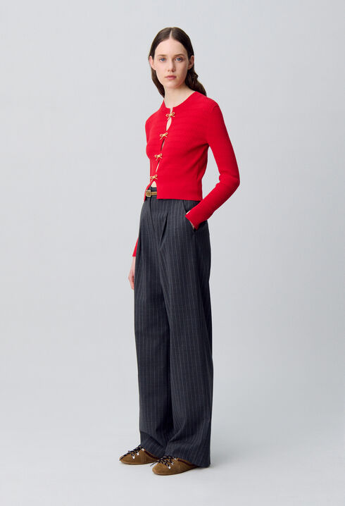 Pull maille fine nœuds