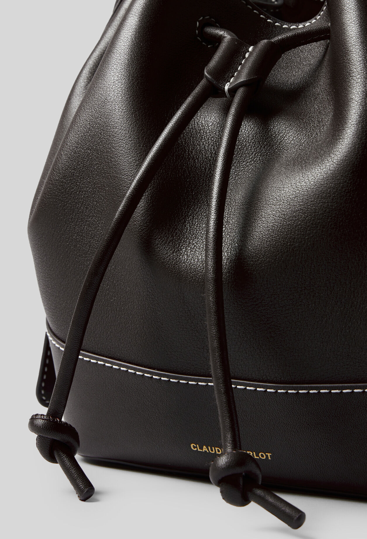 Sac seau cuir