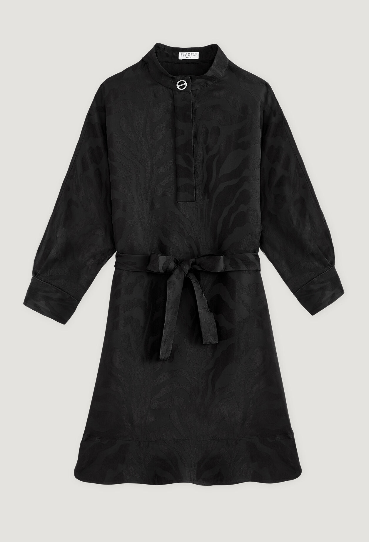 Robe noire satinée