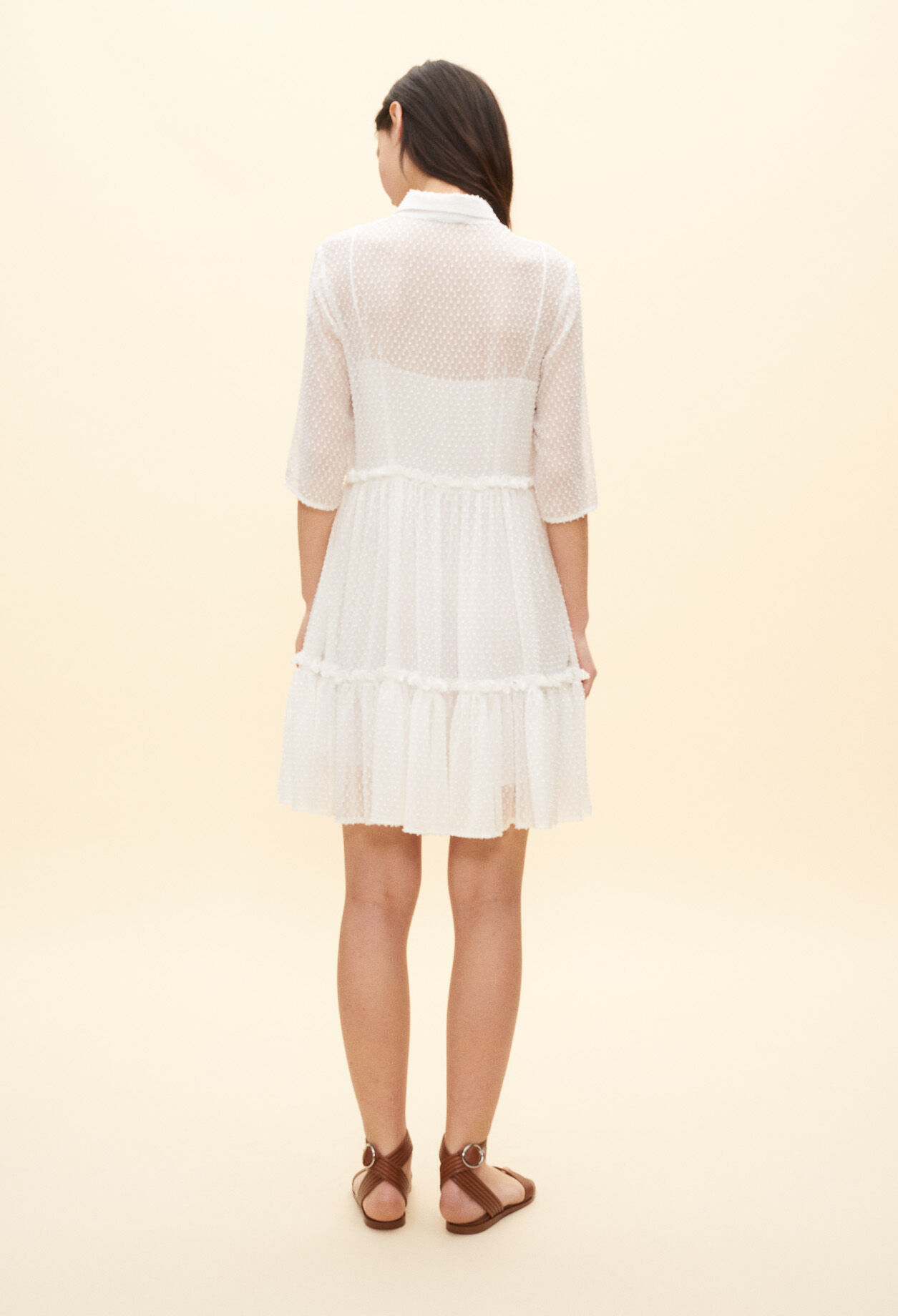 Robe chemise blanche à pois plumetis