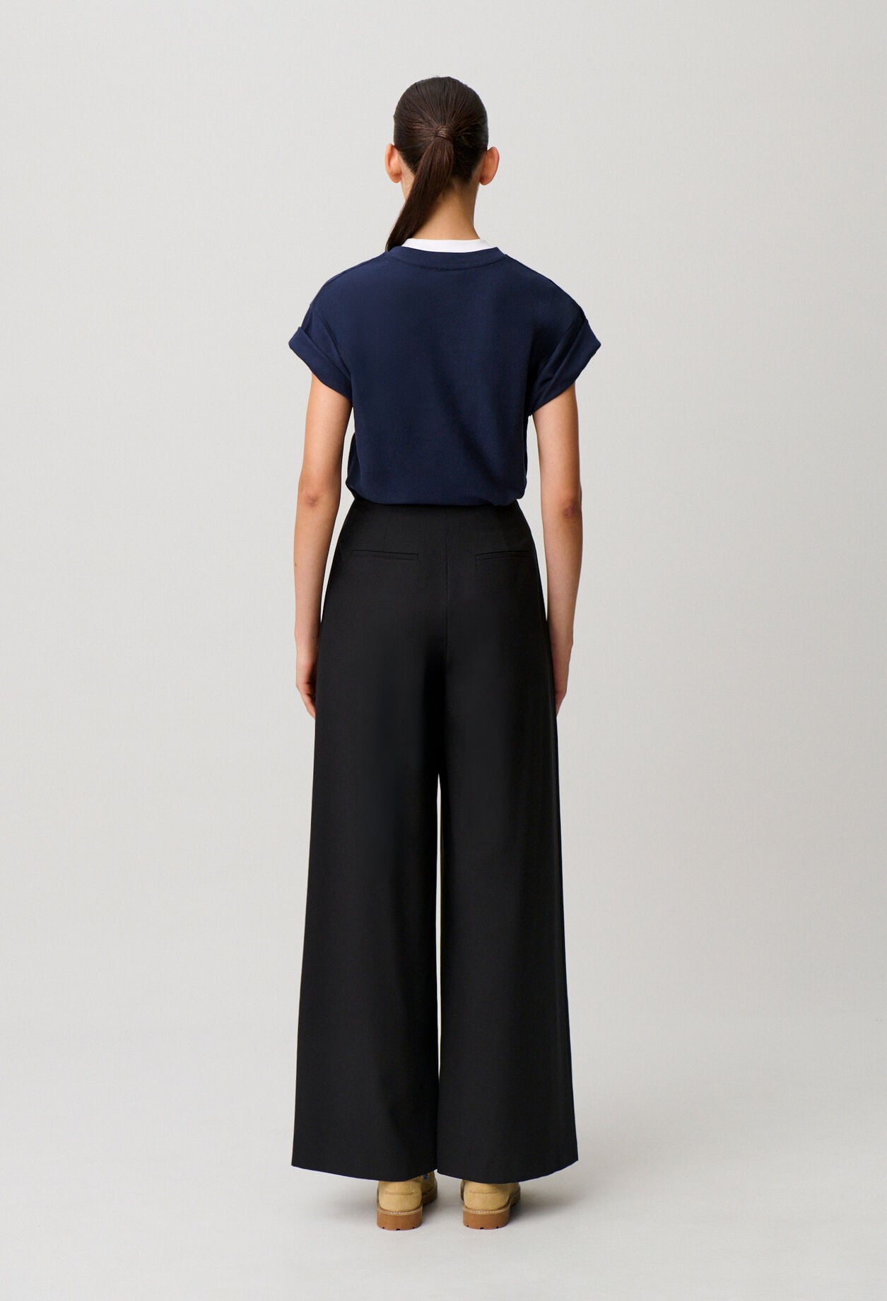 Pantalon large pliss&eacute; noir