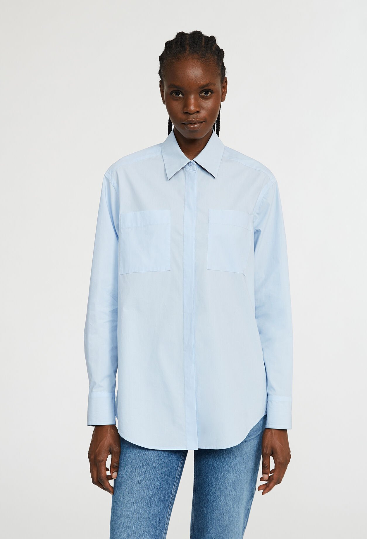 Chemise bleue ciel à manches longues