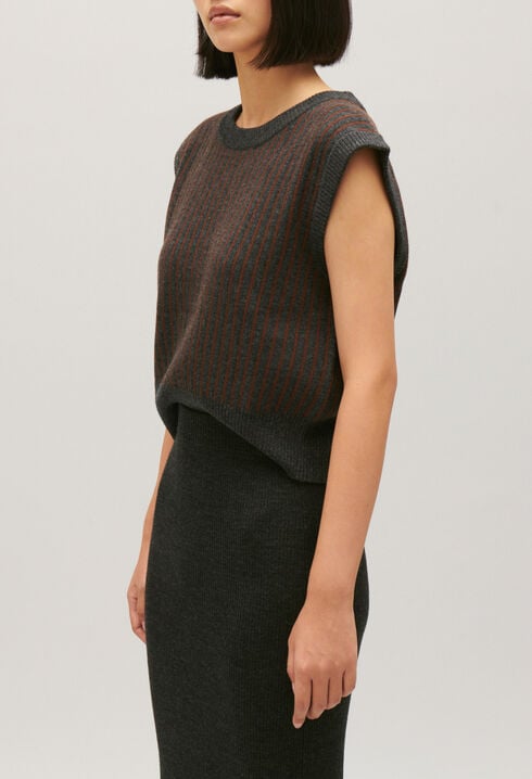Pull sans manches maille rayée