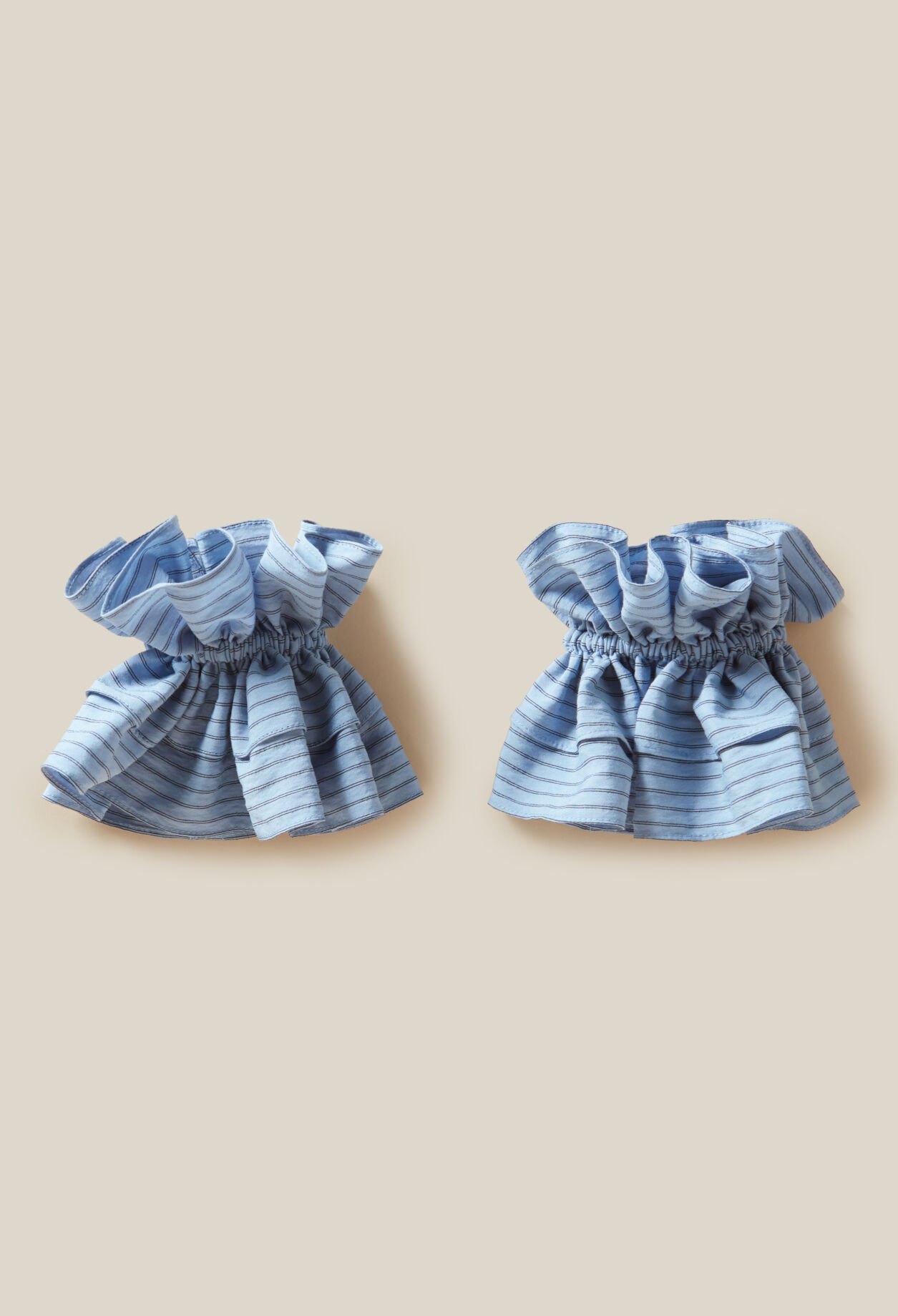 Poignets effet chemise fronces