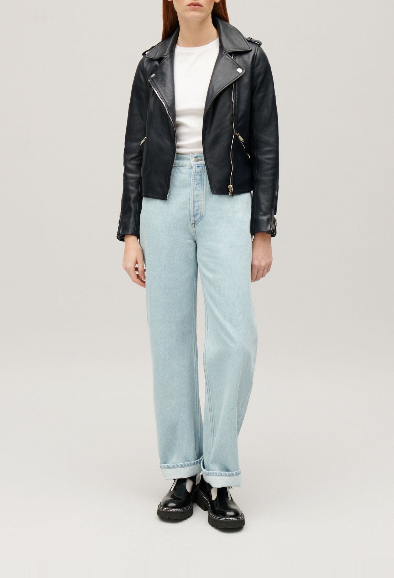 Veste en cuir lisse bleu marine