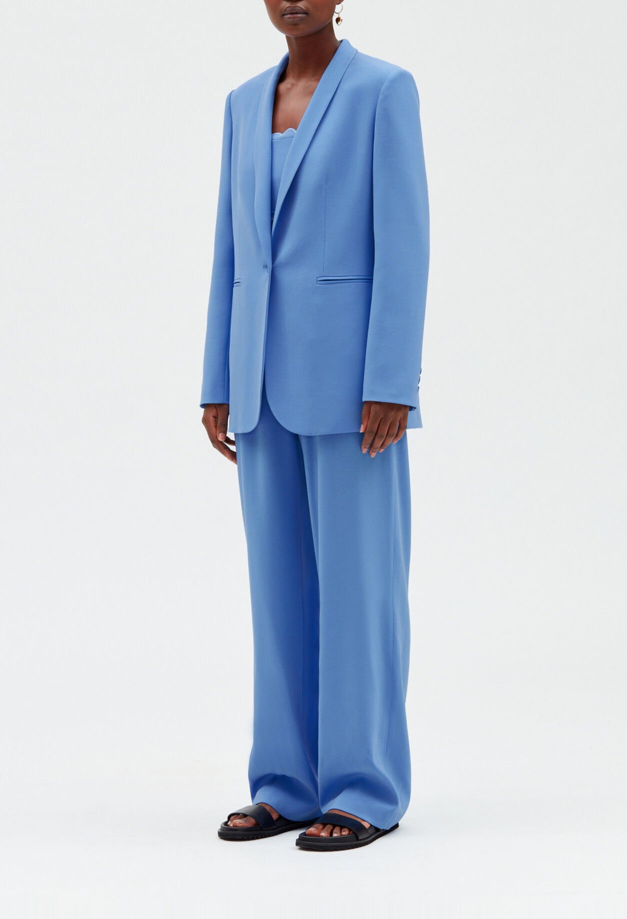 Veste tailleur bleu ciel