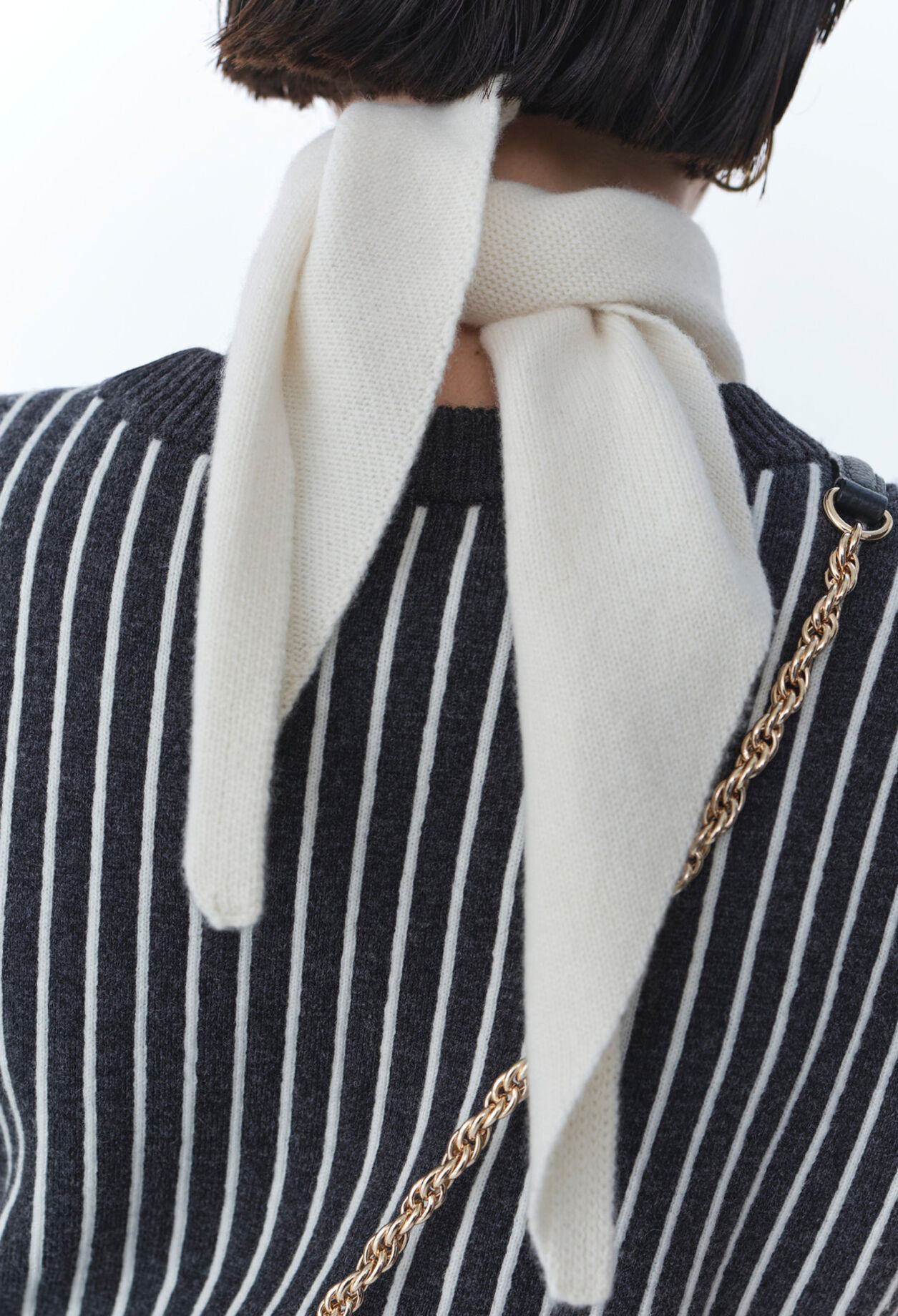 Pull rayé sans manches maille
