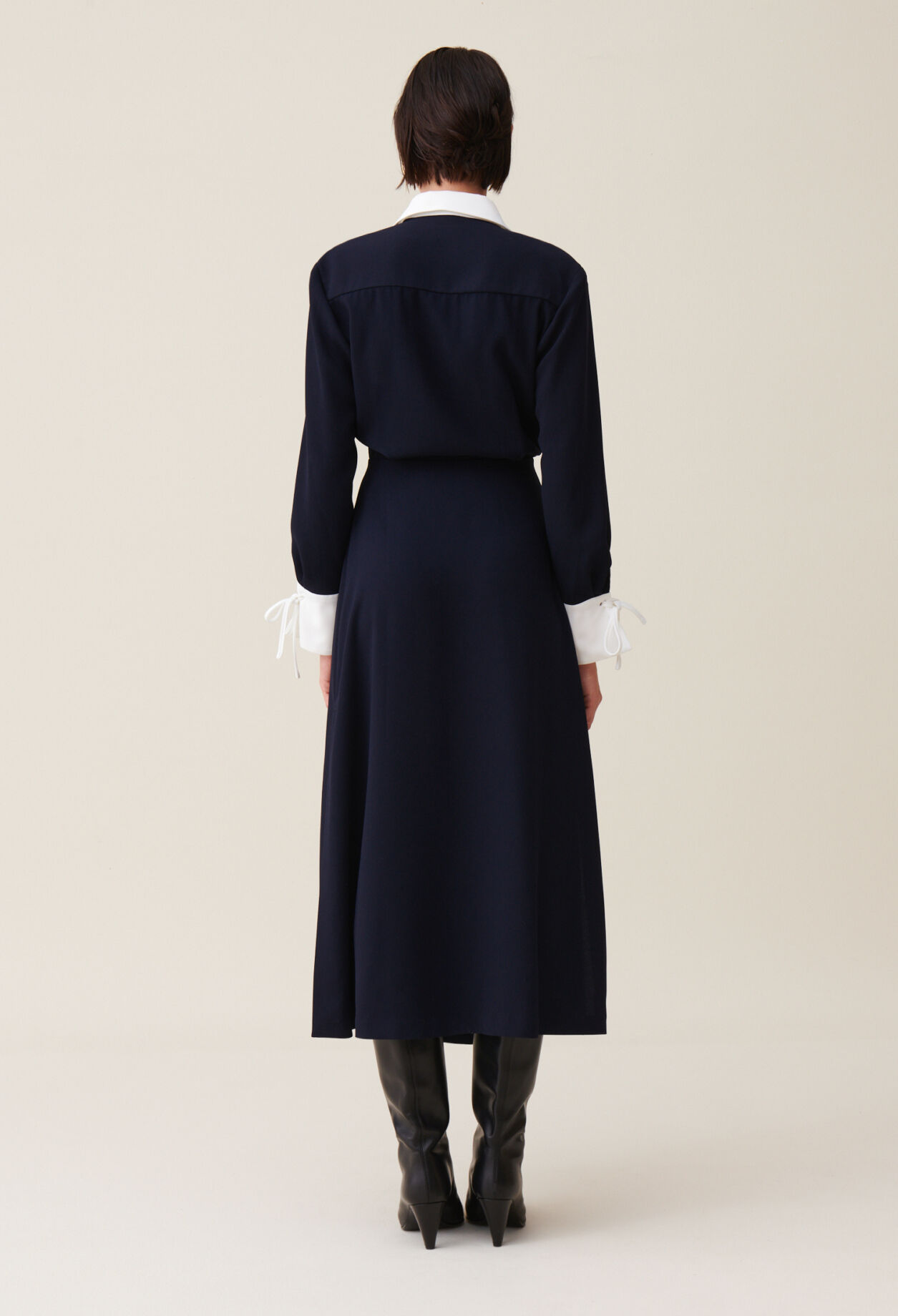 Robe longue fluide croisée marine
