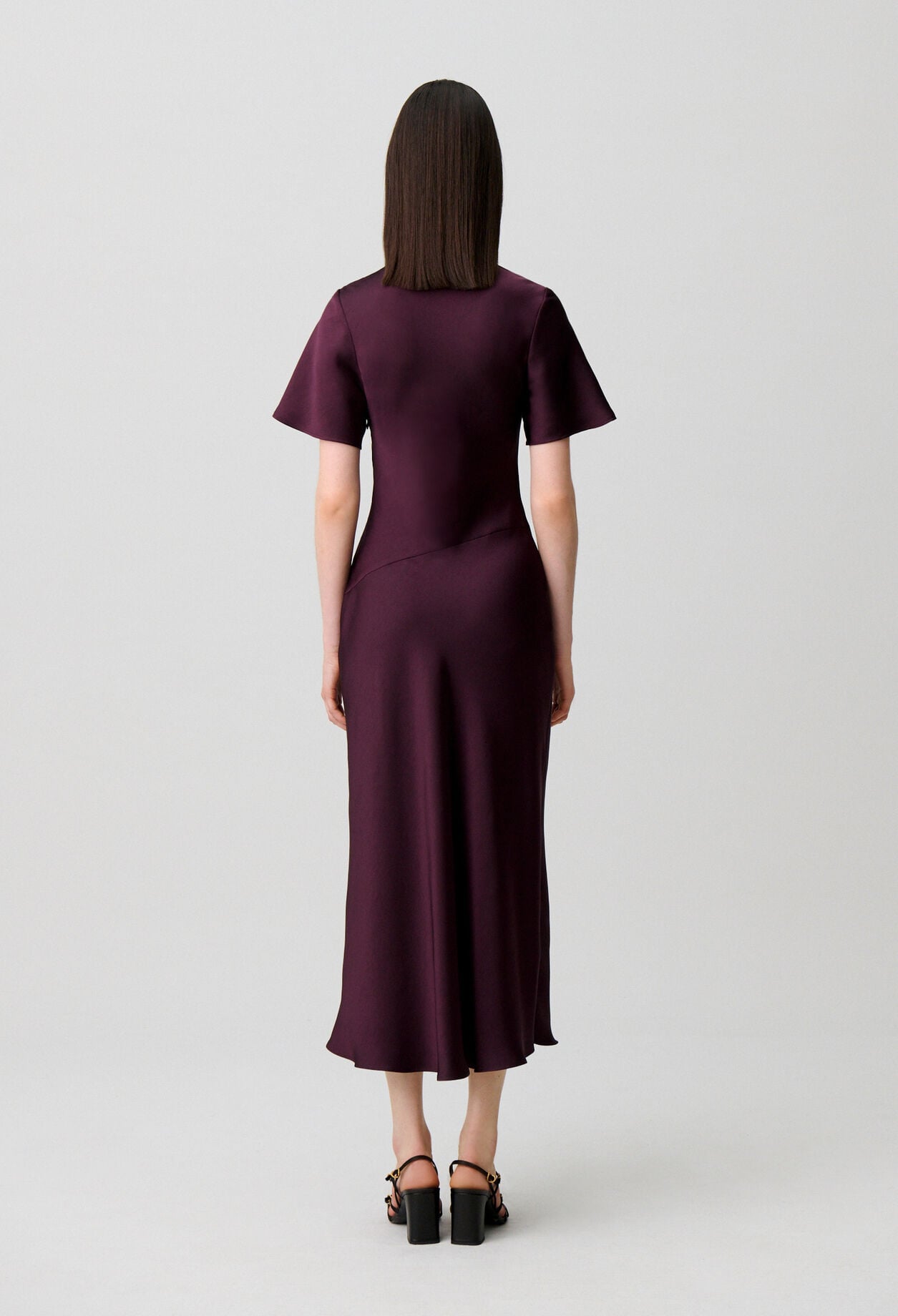 Robe fluide col victorien