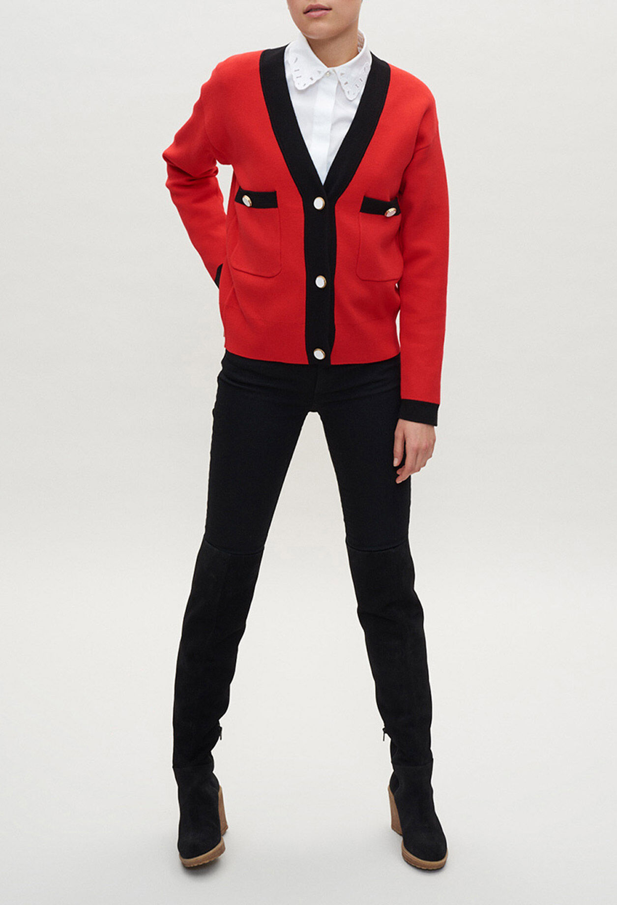 Cardigan rouge et noir