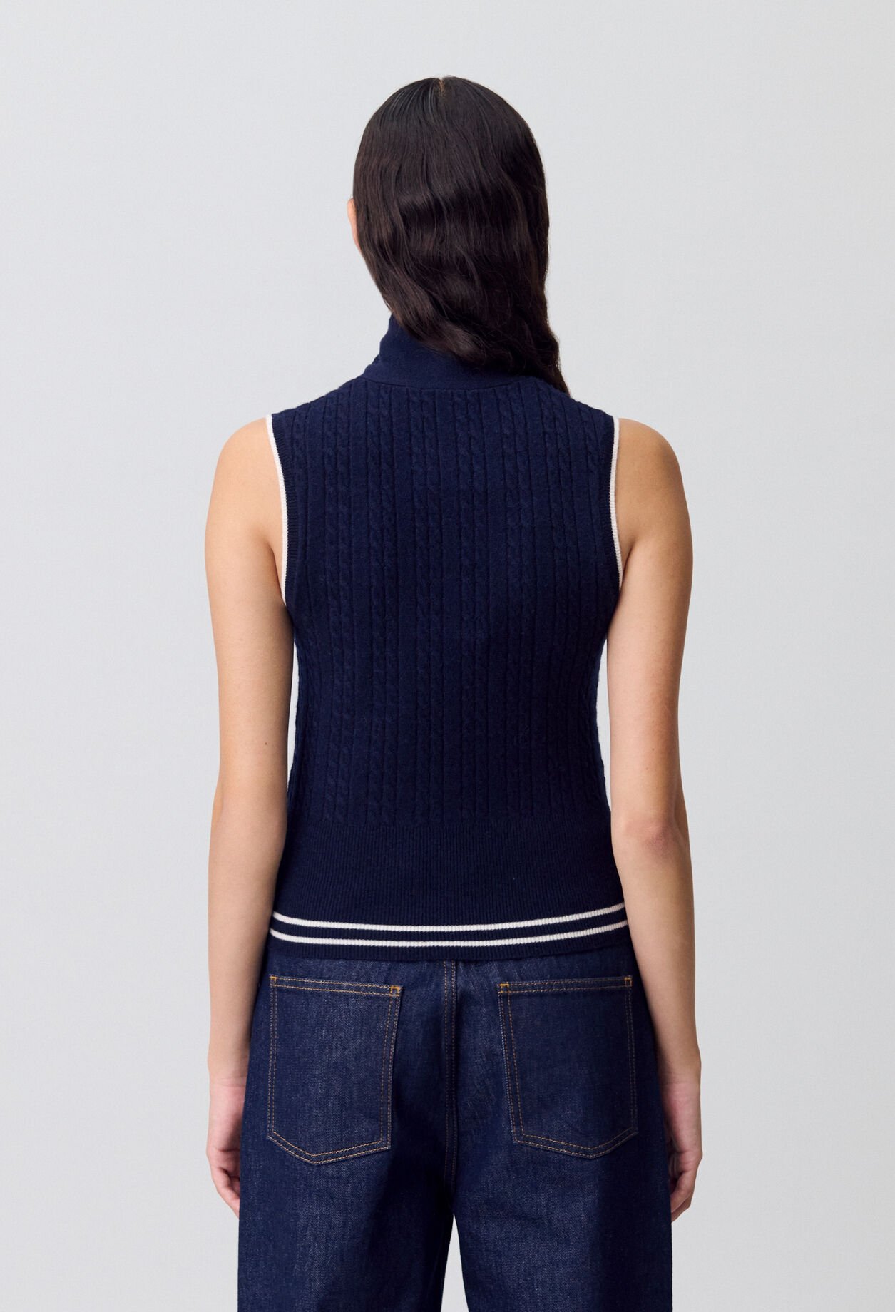 Pull sans manches
