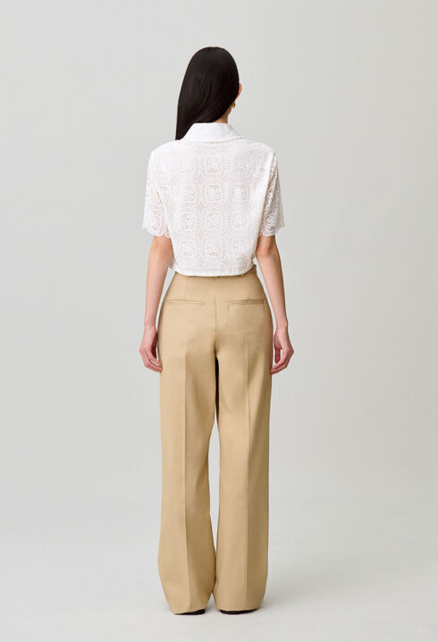 Chemise dentelle courte