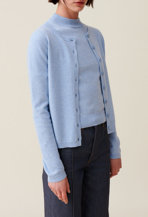 Cardigan laine boutonn&eacute; broderie CP