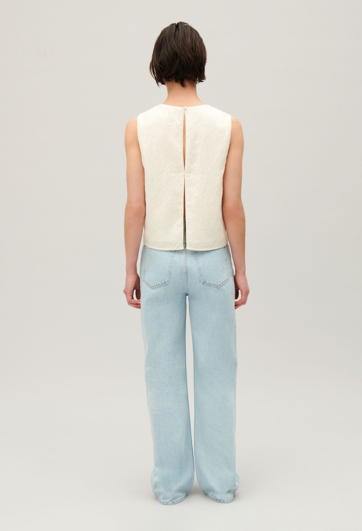 Top sans manches paillettes écru