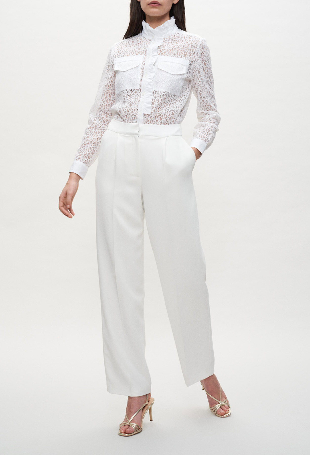 Chemise écrue en dentelle