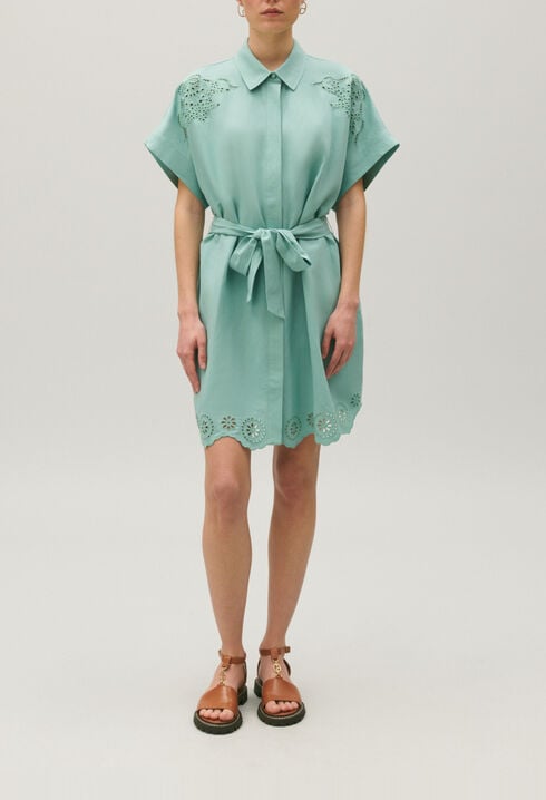 Robe chemise courte broderie anglaise