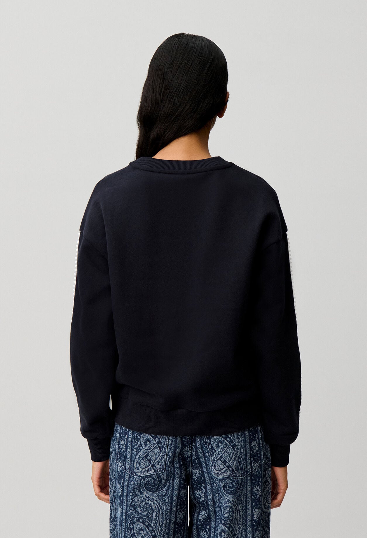 Sweatshirt coton organique broderie C