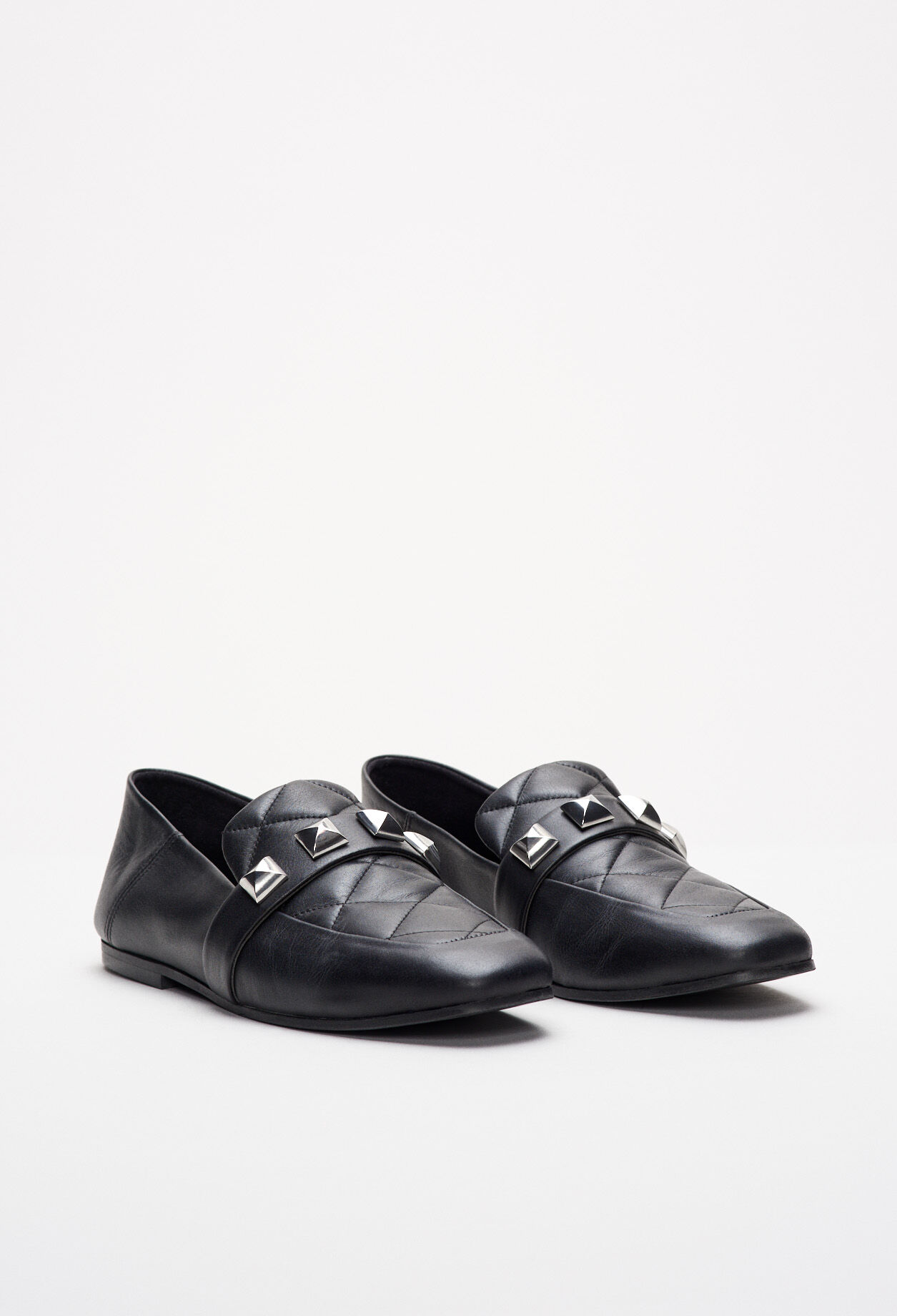 Mocassins à clous