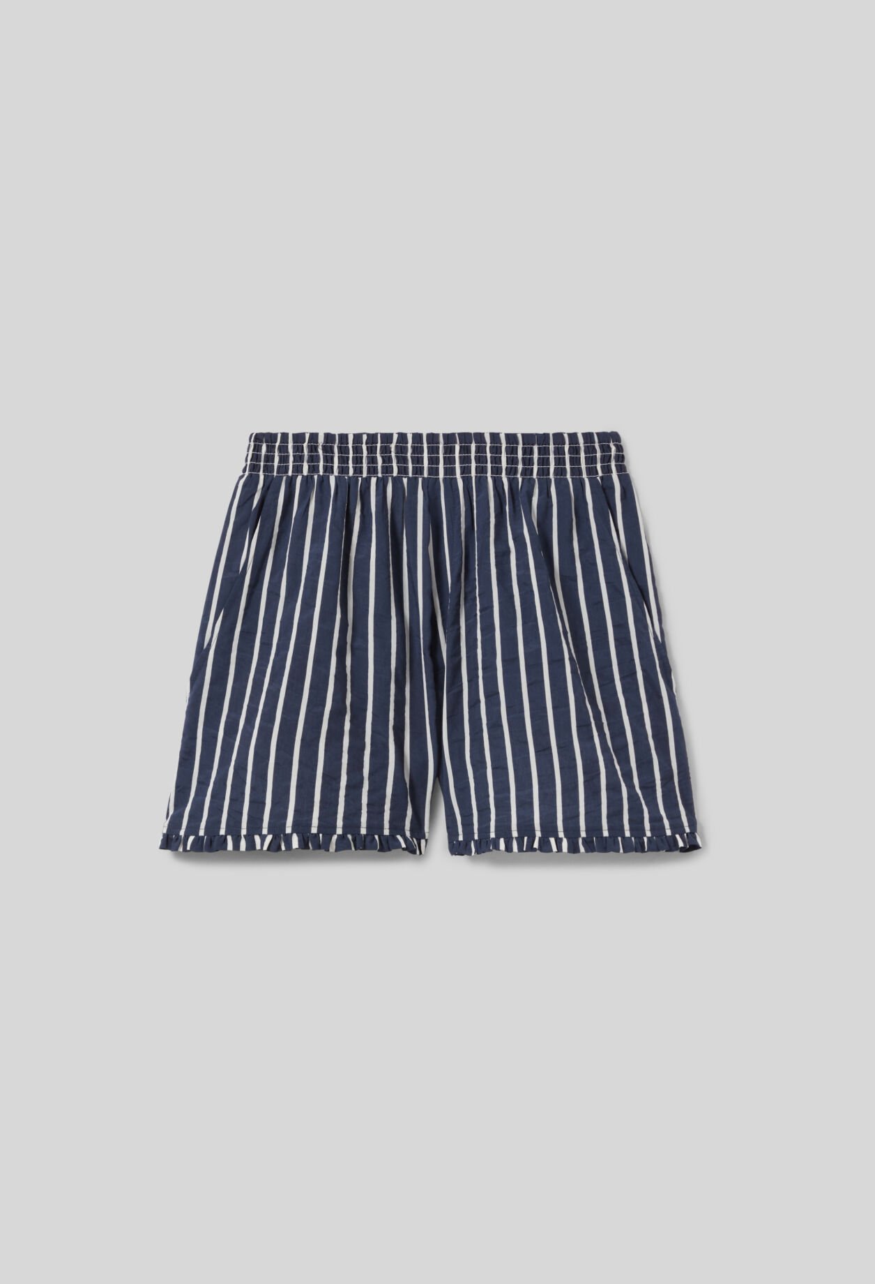 Short rayé large volanté