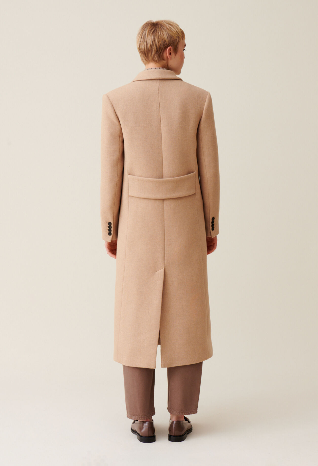 Manteau droit mi-long