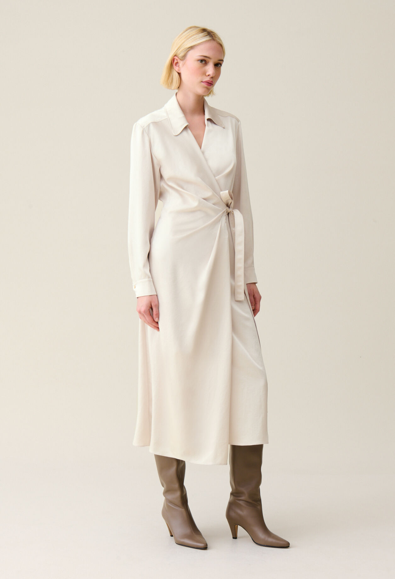 Robe midi portefeuille