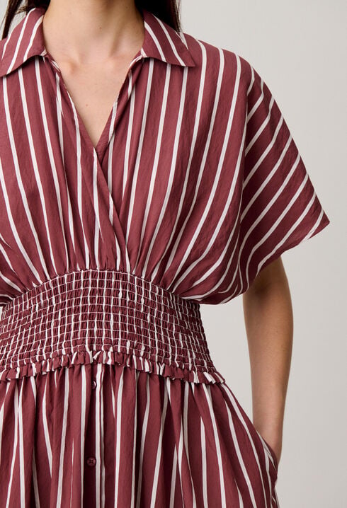 Robe ray&eacute;e cache-c&oelig;ur