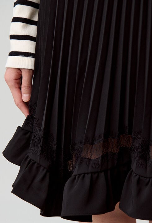 Jupe asymétrique dentelle
