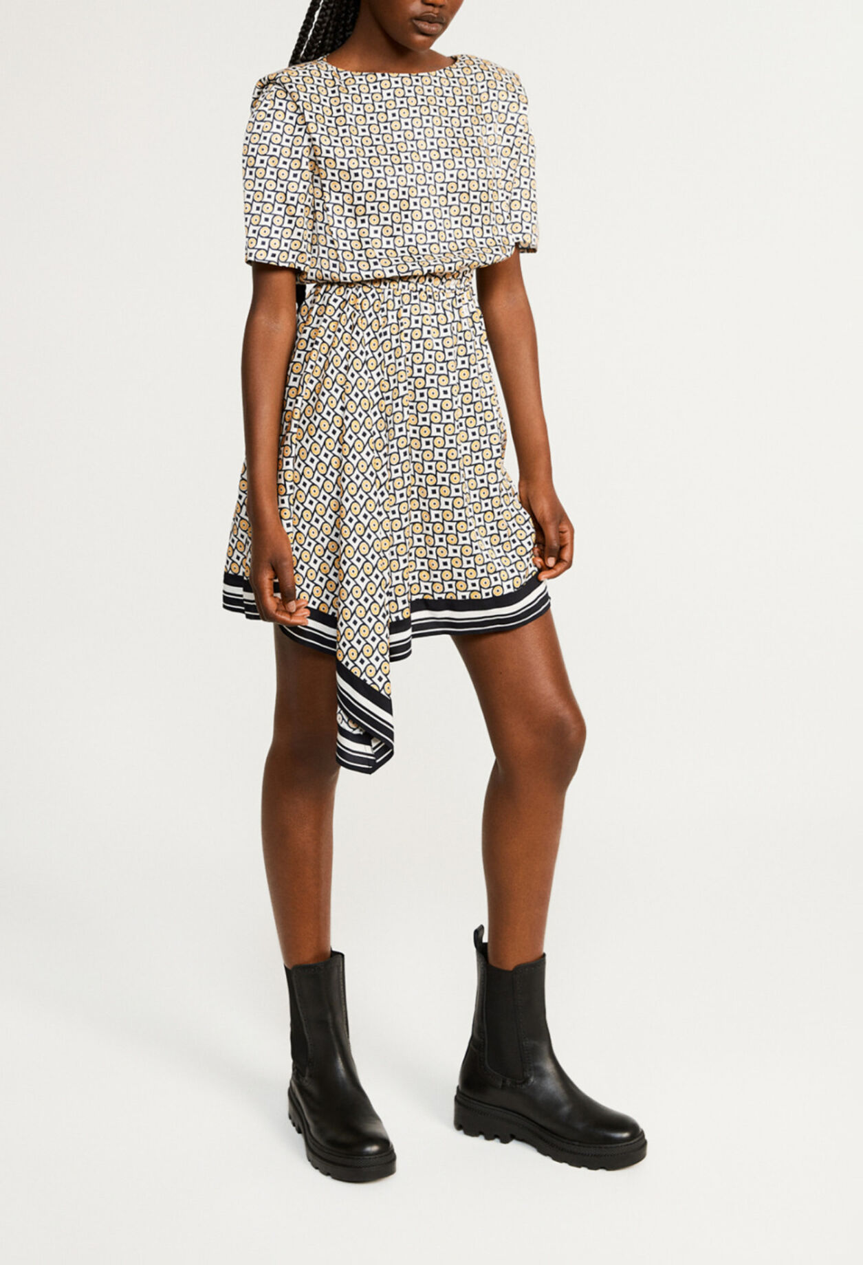 Robe courte