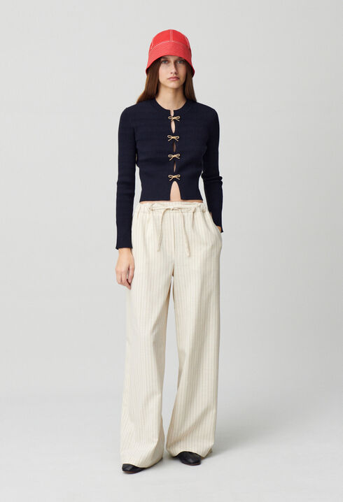 Pull maille fine noeuds
