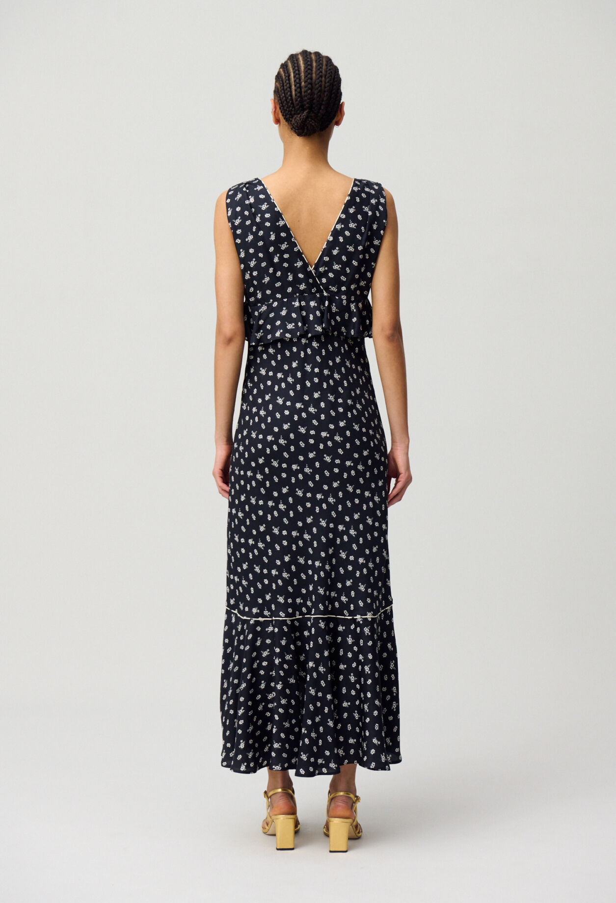 Robe longue volantée